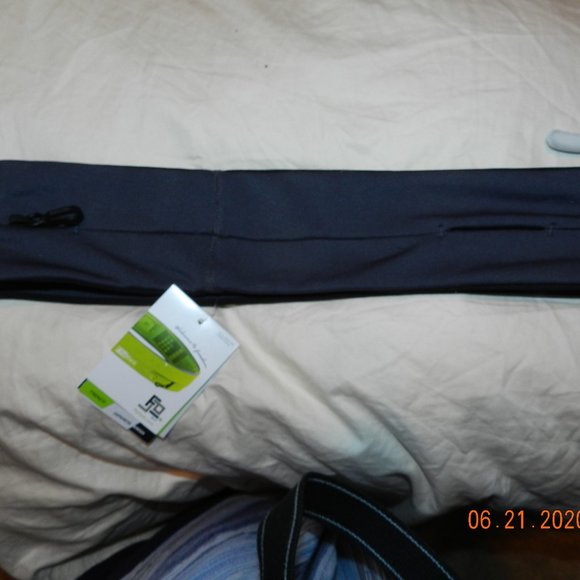 NWT Flip Belt Carbon - Picture 1 of 2